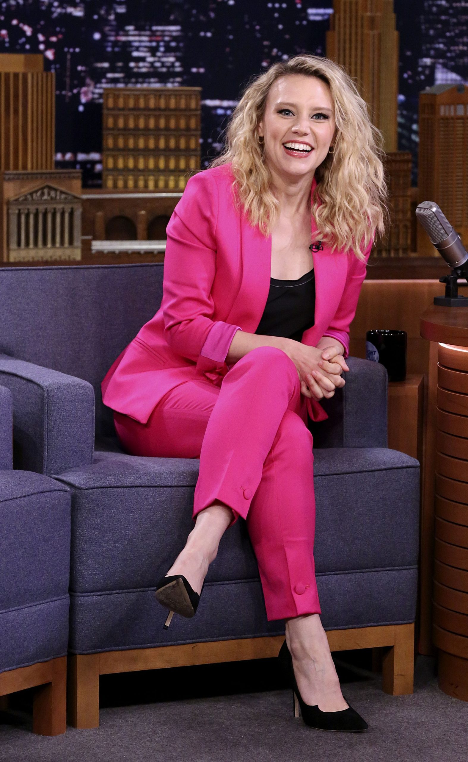 How to book Kate McKinnon? - Anthem Talent Agency